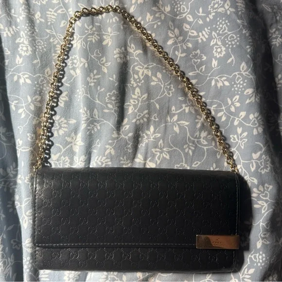 Gucci Chain Wallet - Picture 1 of 7